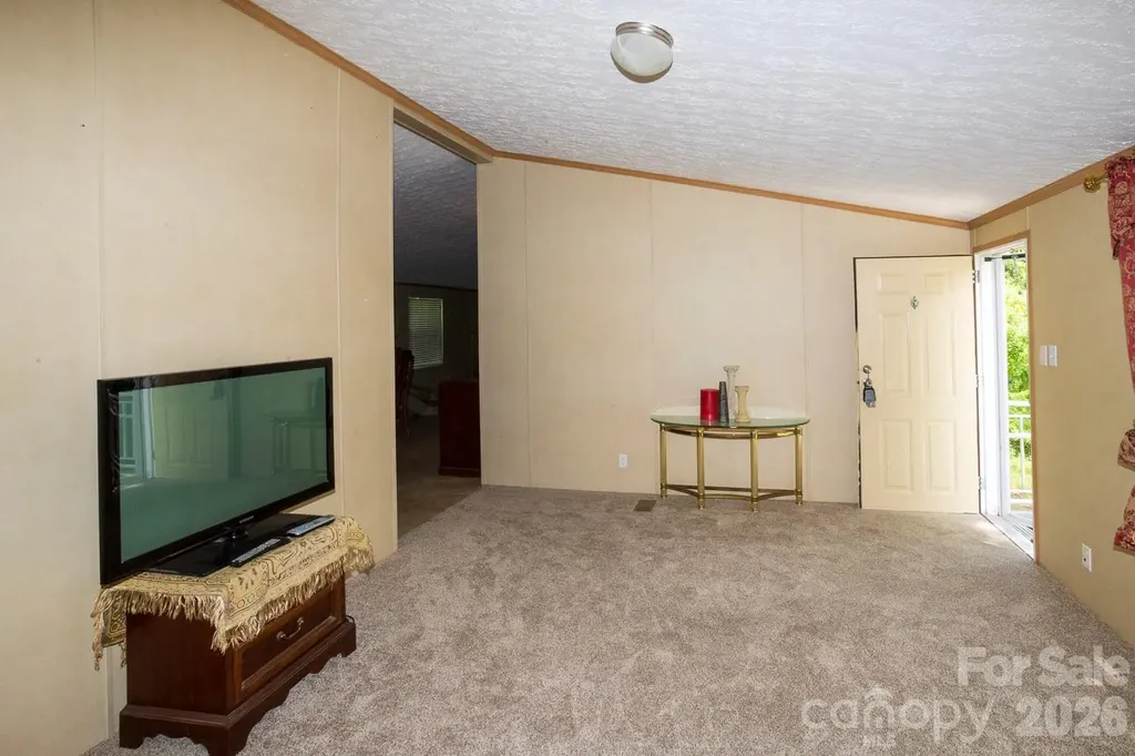 22 Hazelwood Road Asheville NC 28806