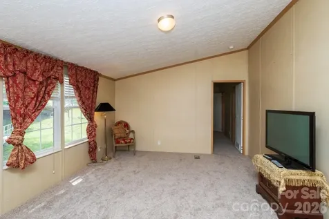 22 Hazelwood Road Asheville NC 28806