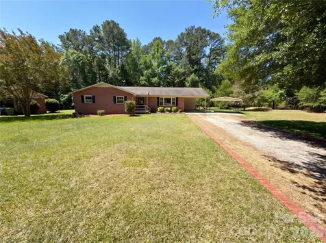 1415 Crestfield Drive Lancaster SC 29720