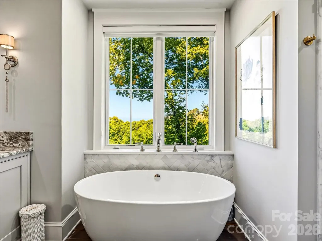 236 Summerset Drive Hendersonville NC 28792