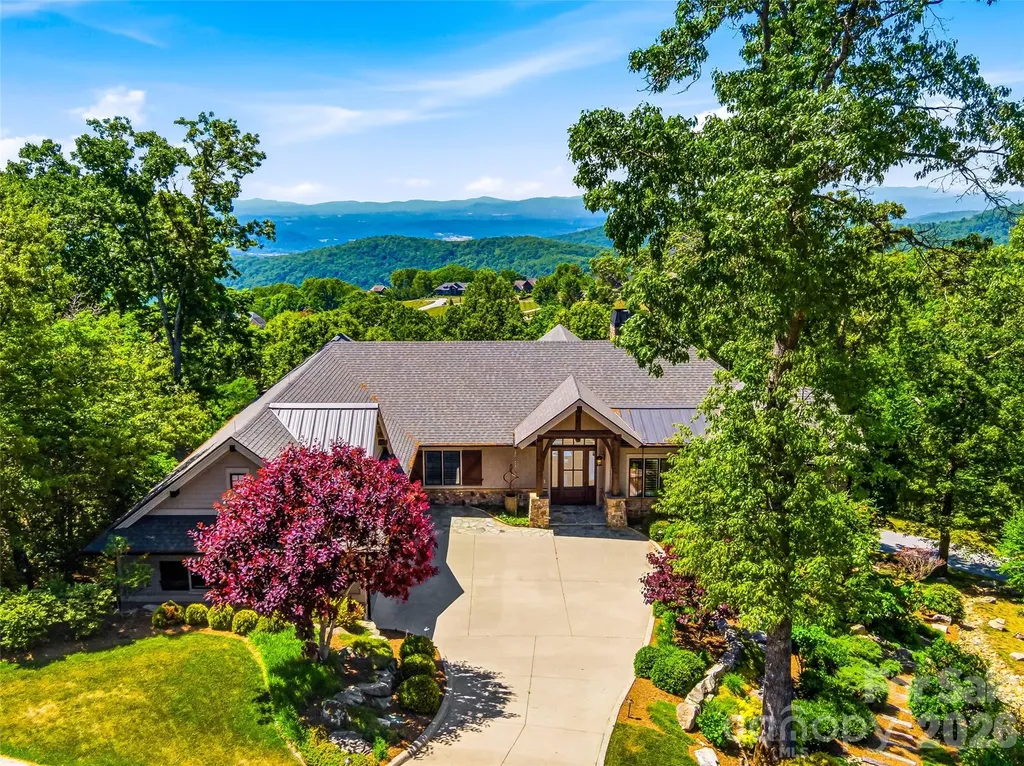 236 Summerset Drive Hendersonville NC 28792