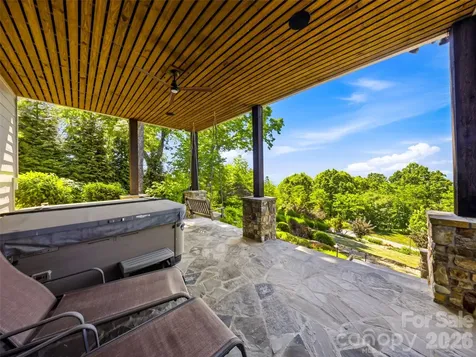236 Summerset Drive Hendersonville NC 28792
