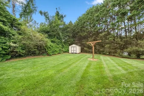 1313 Old Mill Road Lincolnton NC 28092