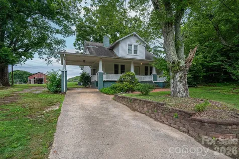 1143 W Stagecoach Trail Lawndale NC 28090