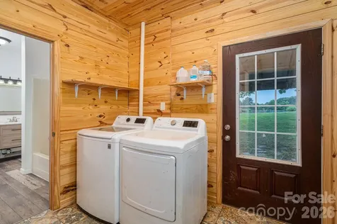 1143 W Stagecoach Trail Lawndale NC 28090