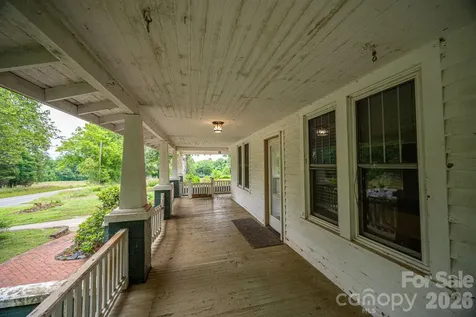 1143 W Stagecoach Trail Lawndale NC 28090