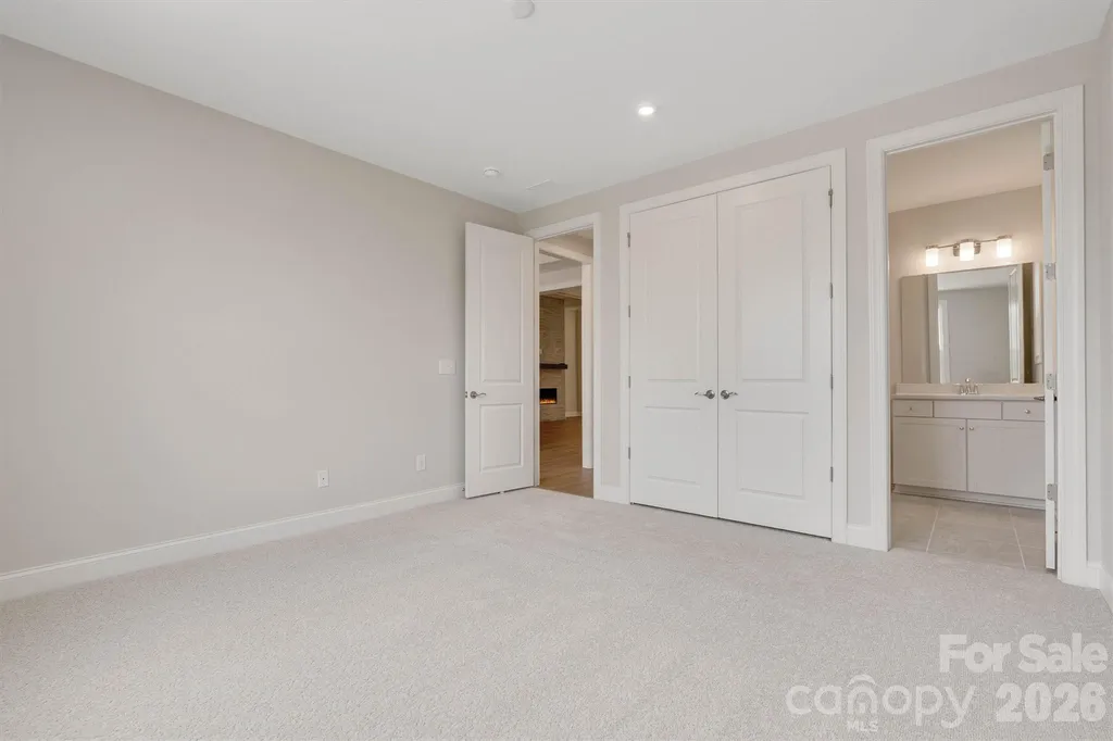 13417 Cozy Court Charlotte NC 28215
