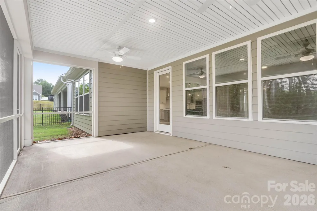 13417 Cozy Court Charlotte NC 28215
