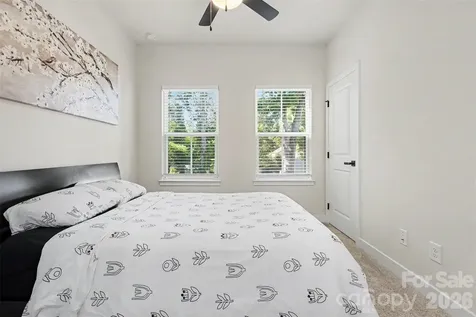 300 Twinflower Lane Charlotte NC 28205