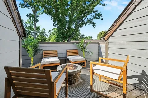 300 Twinflower Lane Charlotte NC 28205