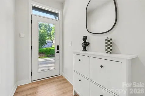 300 Twinflower Lane Charlotte NC 28205