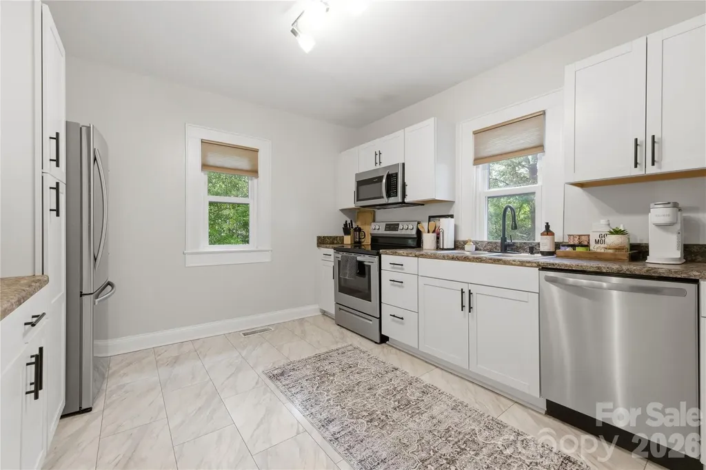 1226 1st Avenue Place NW Hickory NC 28601