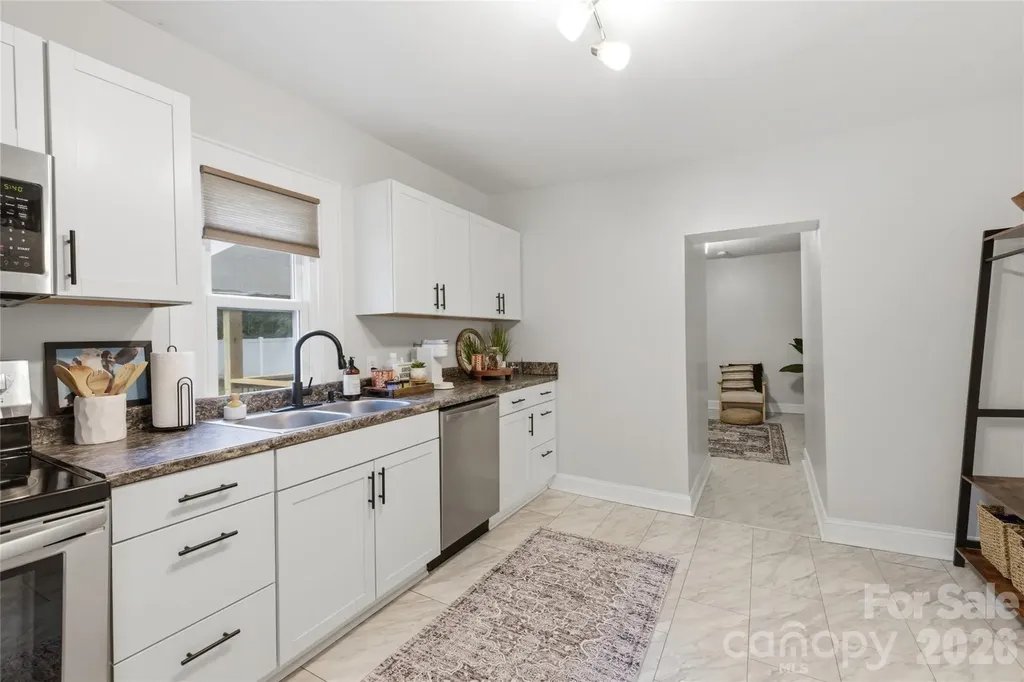 1226 1st Avenue Place NW Hickory NC 28601