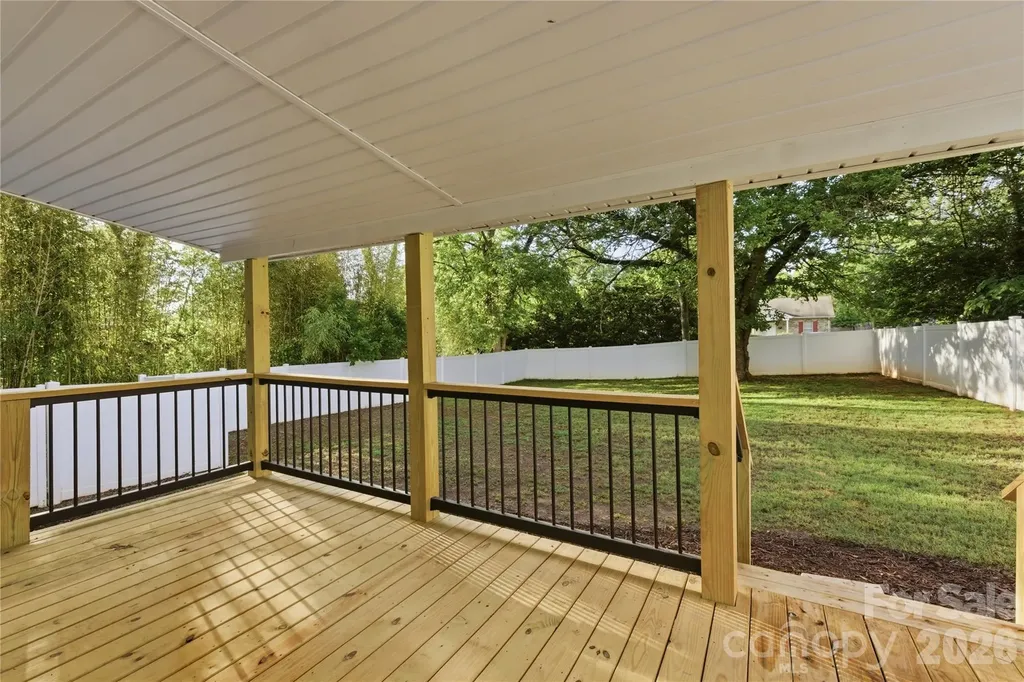 1226 1st Avenue Place NW Hickory NC 28601