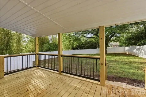 1226 1st Avenue Place NW Hickory NC 28601