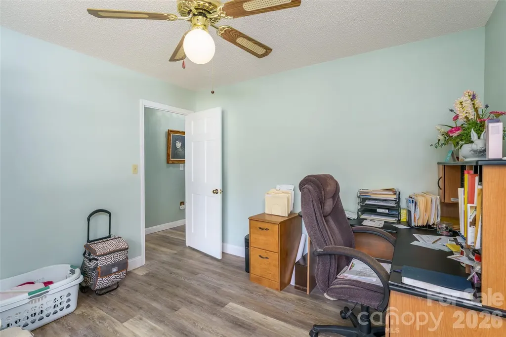 7029 Forest Hills Drive Denver NC 28037
