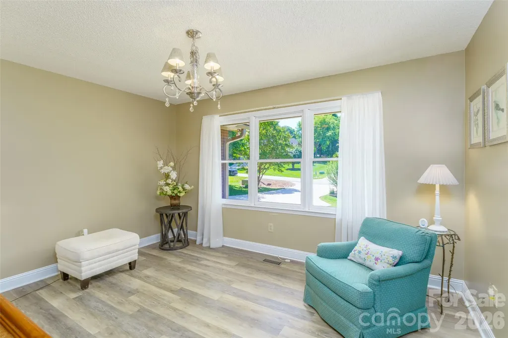 7029 Forest Hills Drive Denver NC 28037