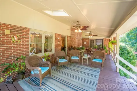 7029 Forest Hills Drive Denver NC 28037