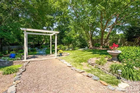 7029 Forest Hills Drive Denver NC 28037