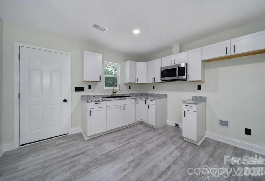 118 Henry Street Lawndale NC 28090