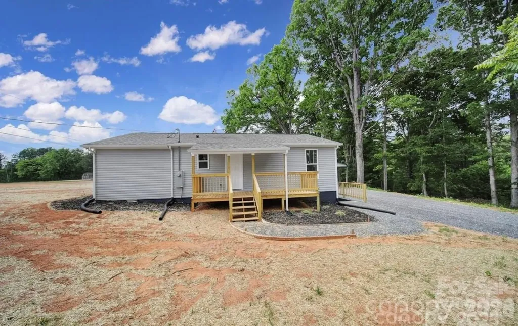 118 Henry Street Lawndale NC 28090