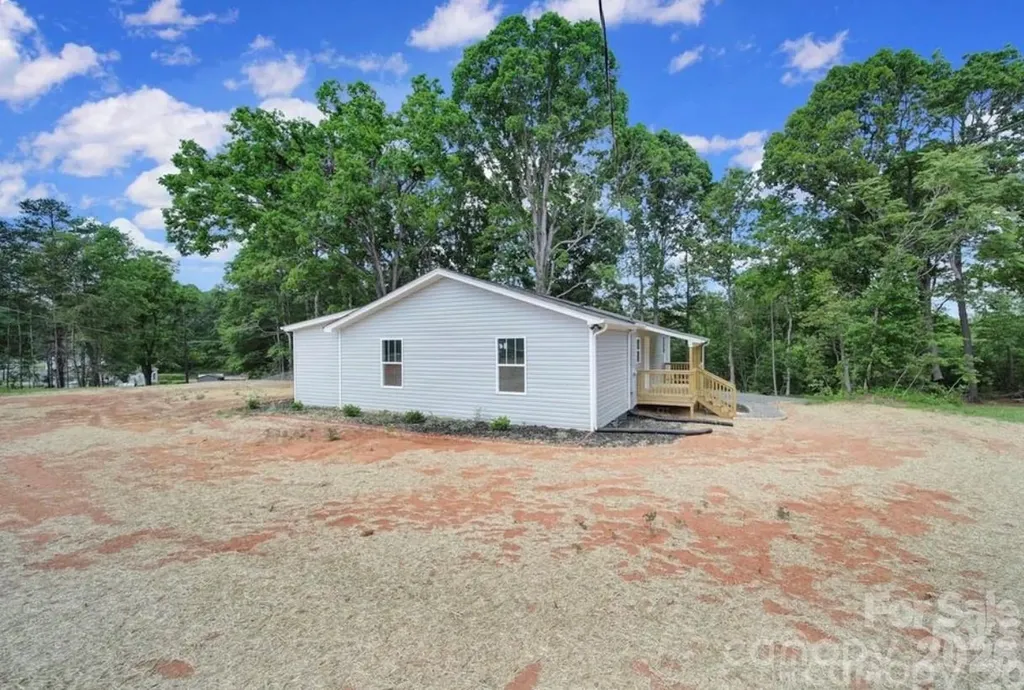 118 Henry Street Lawndale NC 28090