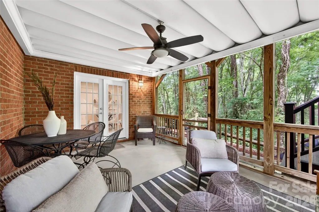 8847 Grand Oak Drive Charlotte NC 28277