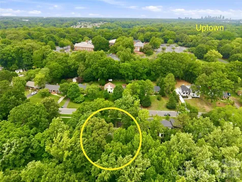 2724 Huntingtowne Farms Lane Charlotte NC 28210