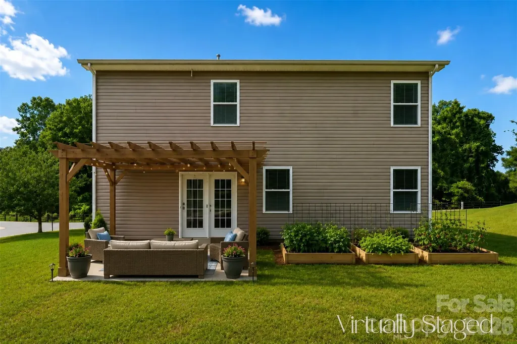 222 Flanders Drive Mooresville NC 28117