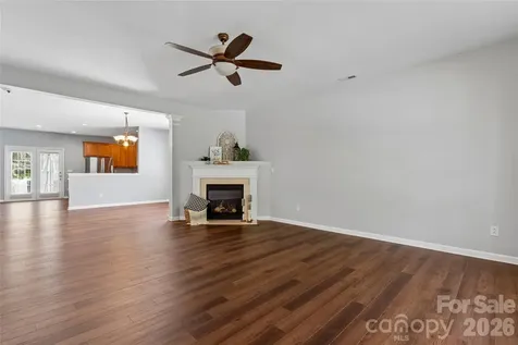 222 Flanders Drive Mooresville NC 28117