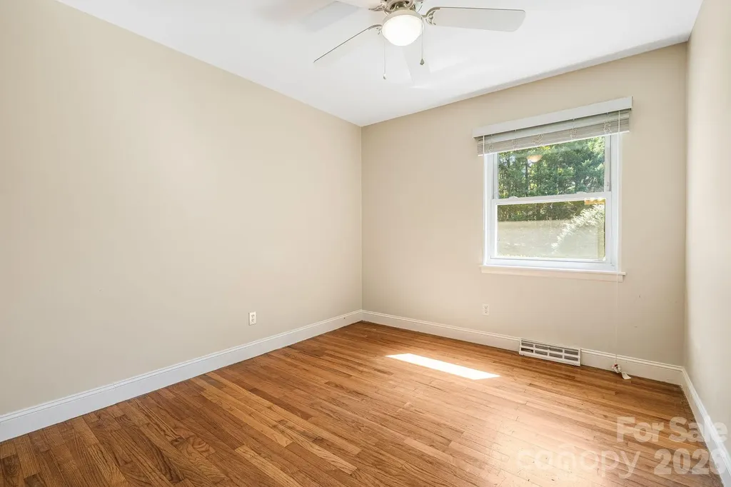 26 Elkmont Drive Asheville NC 28804