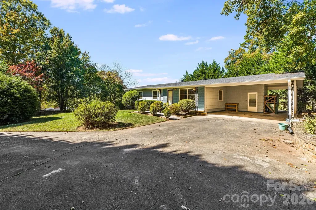 26 Elkmont Drive Asheville NC 28804