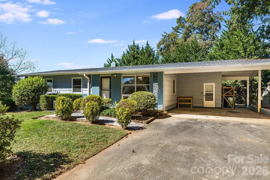 26 Elkmont Drive Asheville NC 28804