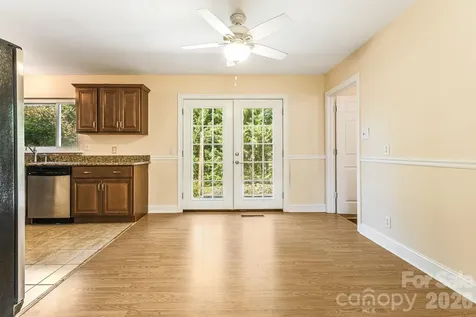 26 Elkmont Drive Asheville NC 28804