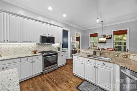 173 Mill Pond Road Lake Wylie SC 29710