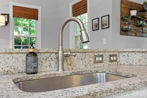 173 Mill Pond Road Lake Wylie SC 29710