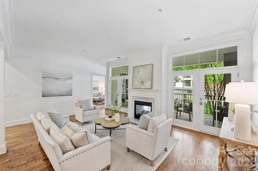2251 Selwyn Avenue Charlotte NC 28207