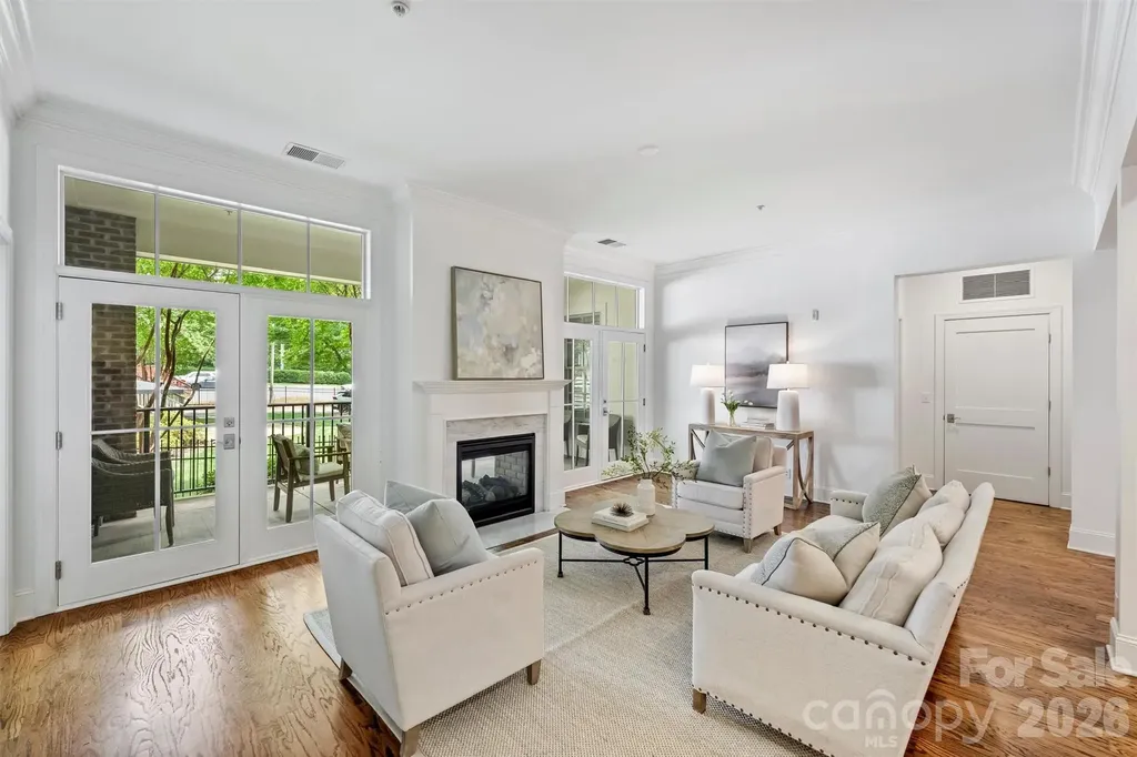 2251 Selwyn Avenue Charlotte NC 28207