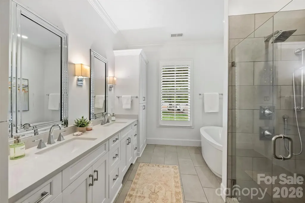 2251 Selwyn Avenue Charlotte NC 28207