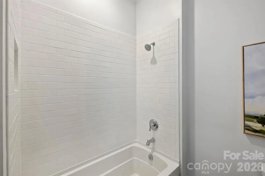 2251 Selwyn Avenue Charlotte NC 28207