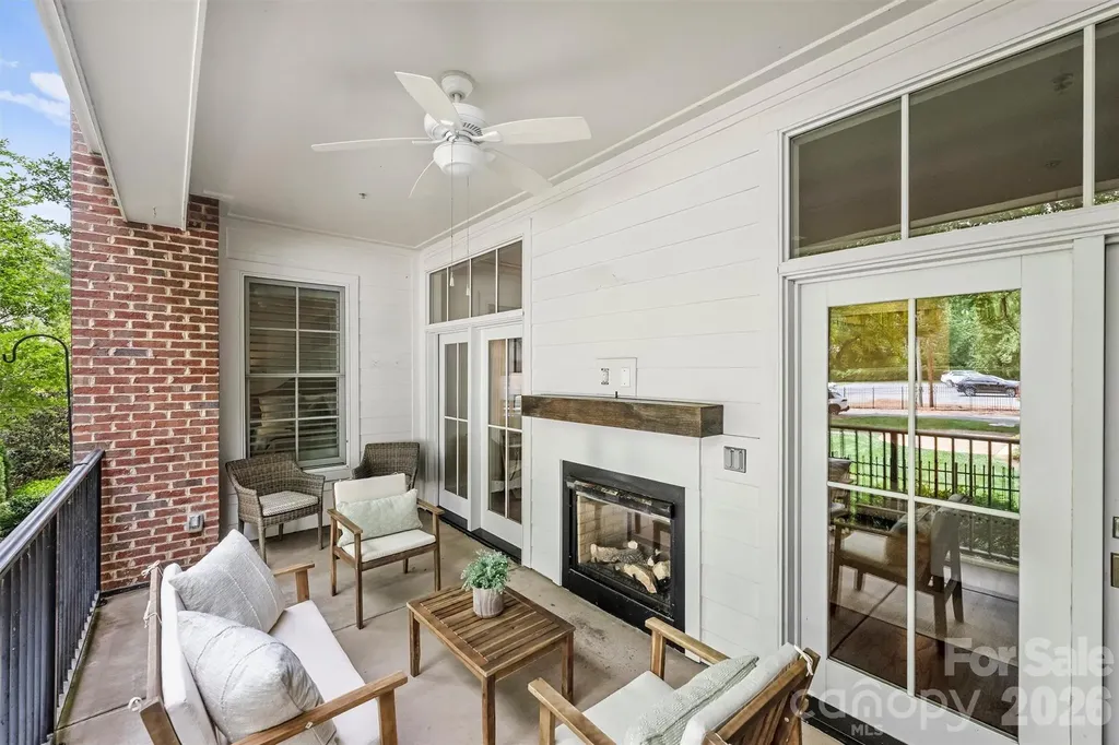 2251 Selwyn Avenue Charlotte NC 28207