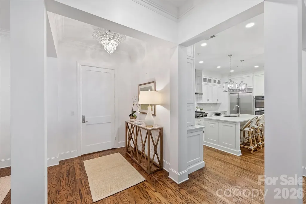 2251 Selwyn Avenue Charlotte NC 28207