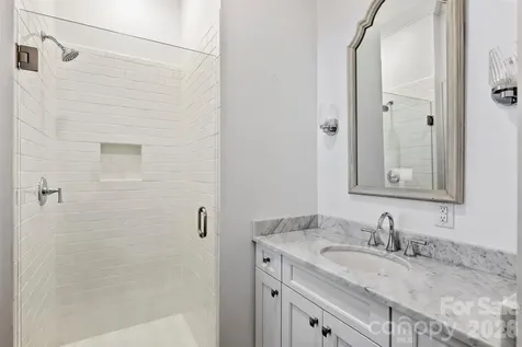 2251 Selwyn Avenue Charlotte NC 28207