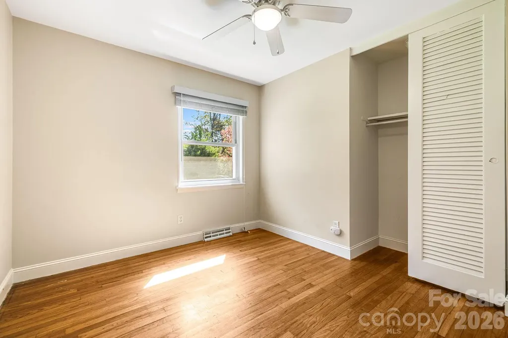26 Elkmont Drive Asheville NC 28804