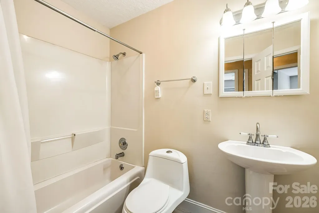 26 Elkmont Drive Asheville NC 28804