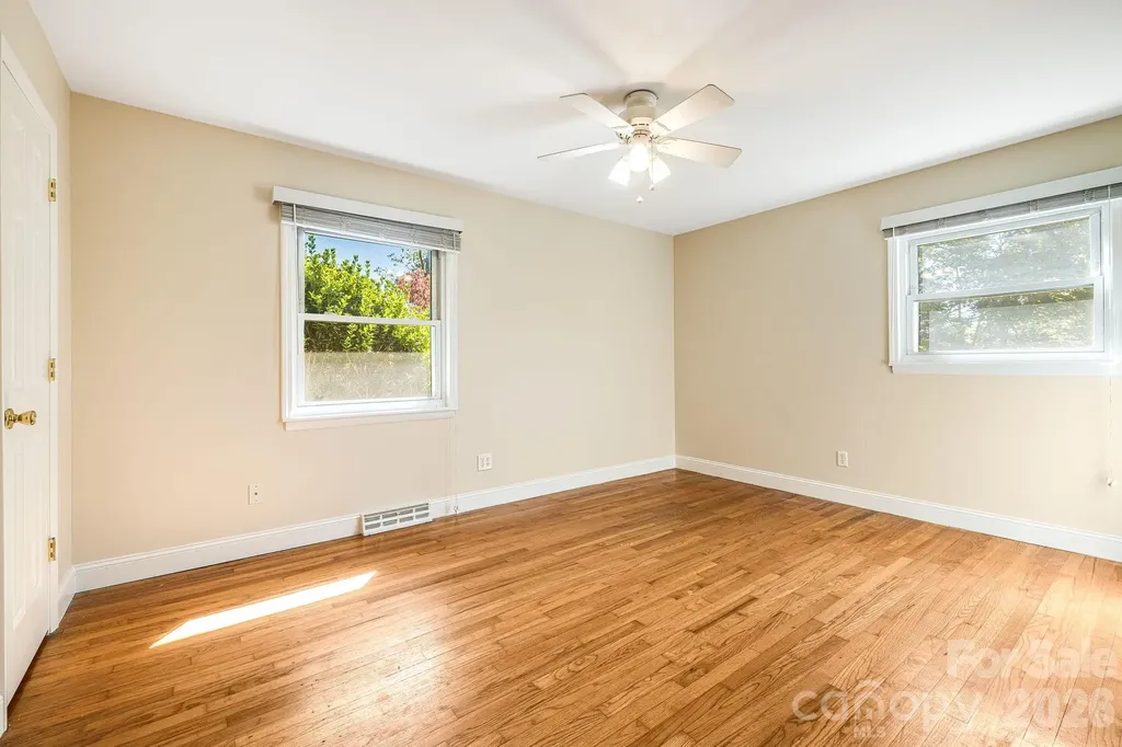 26 Elkmont Drive Asheville NC 28804