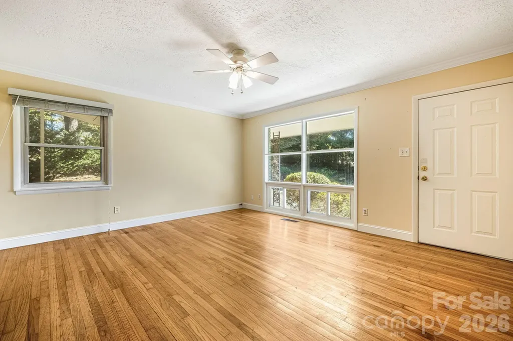26 Elkmont Drive Asheville NC 28804