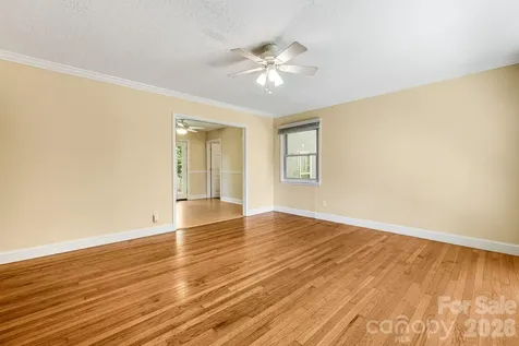 26 Elkmont Drive Asheville NC 28804