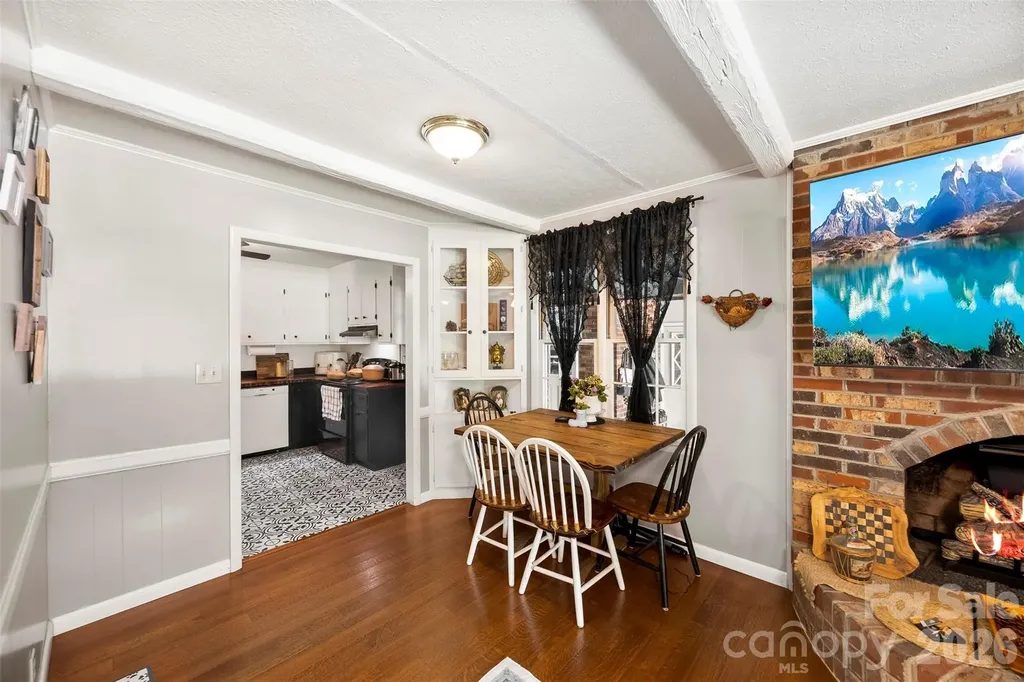 2829 Bettis Road Grover NC 28073