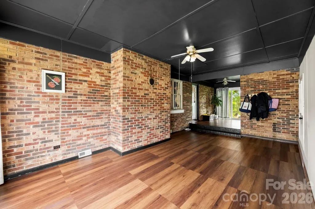 2829 Bettis Road Grover NC 28073